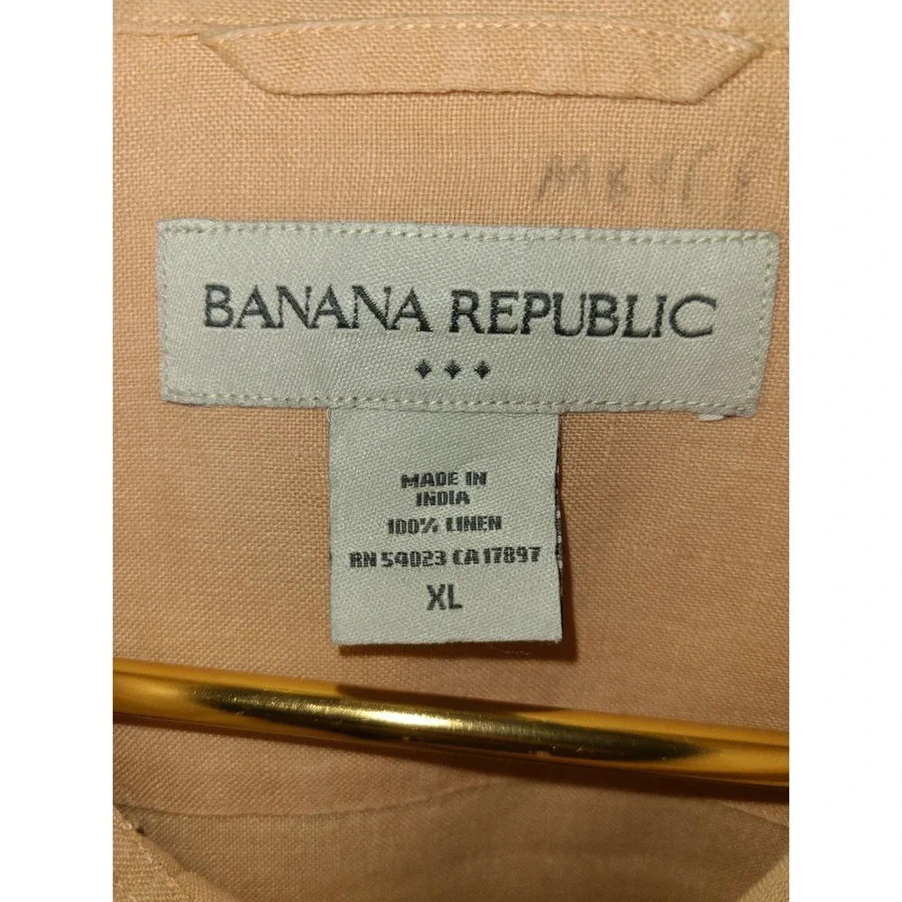 Banana Republic please see